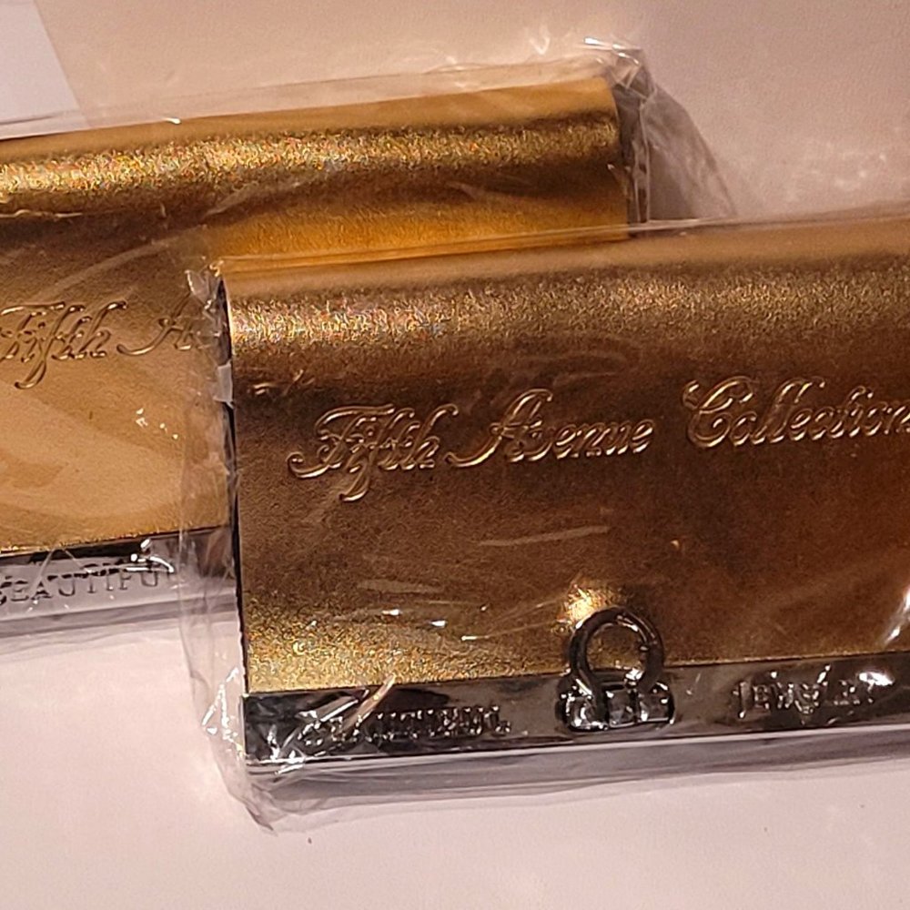 Fifth Avenue Collection Key purse